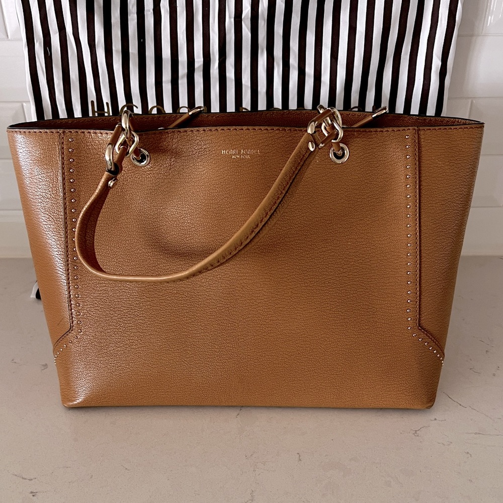 Henri Bendel Zipper tote